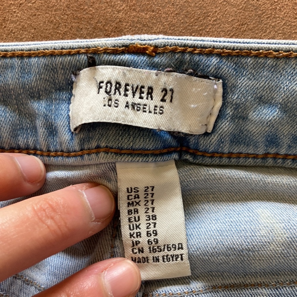 Light Wash Ripped Jeans - Picture 2 of 7